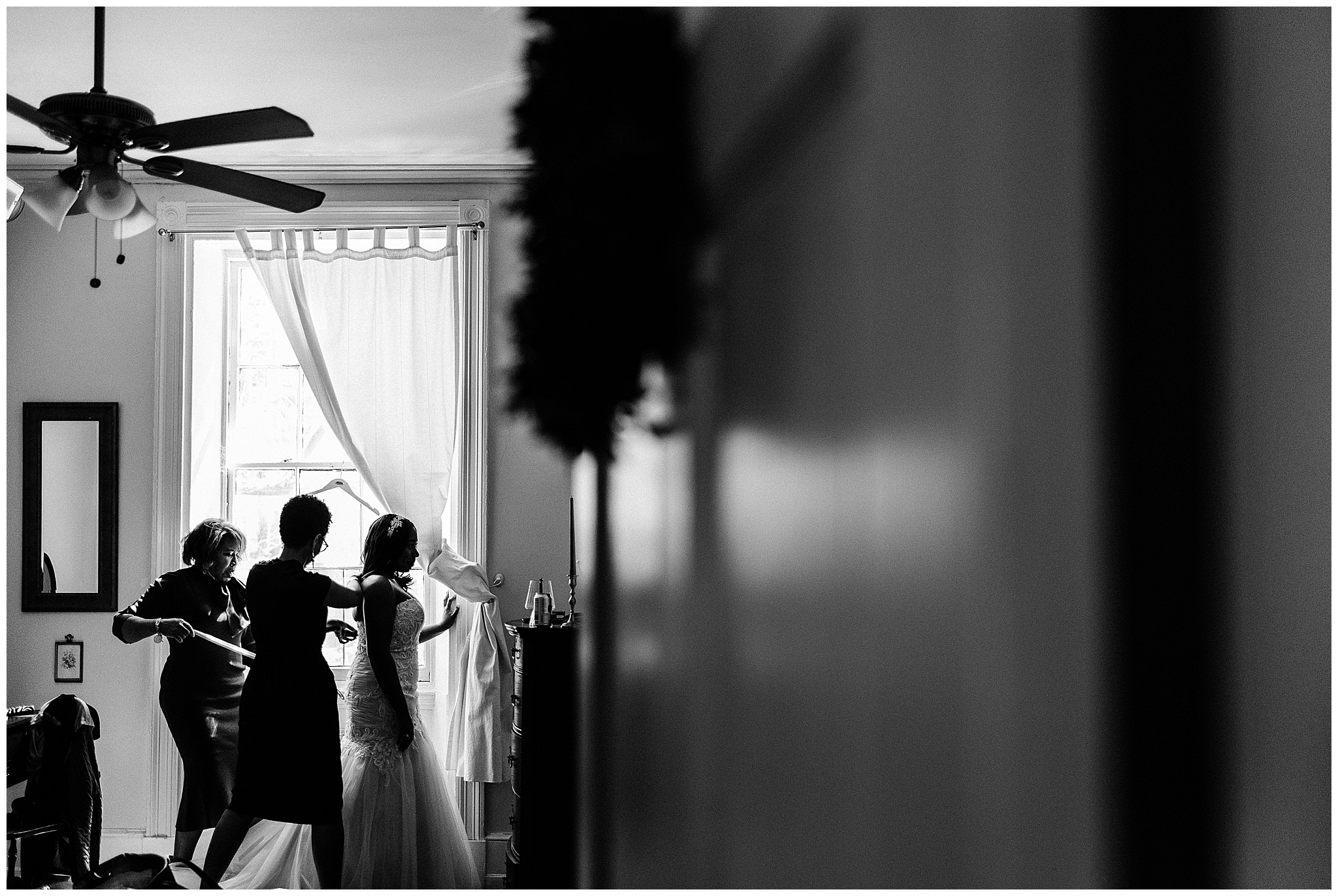 vaux-studio-philadelphia-mirco-wedding-lydia-joy-photography_0027.jpg